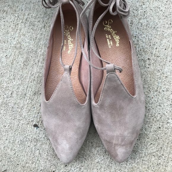 Seychelles Hive Suede Taupe Flats - Picture 5 of 8